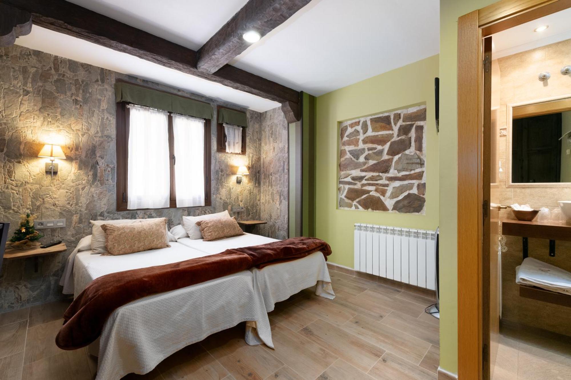 Cimavilla Rooms Gijón Buitenkant foto
