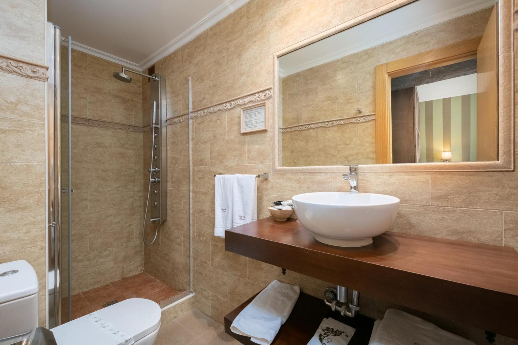 Cimavilla Rooms Gijón Buitenkant foto