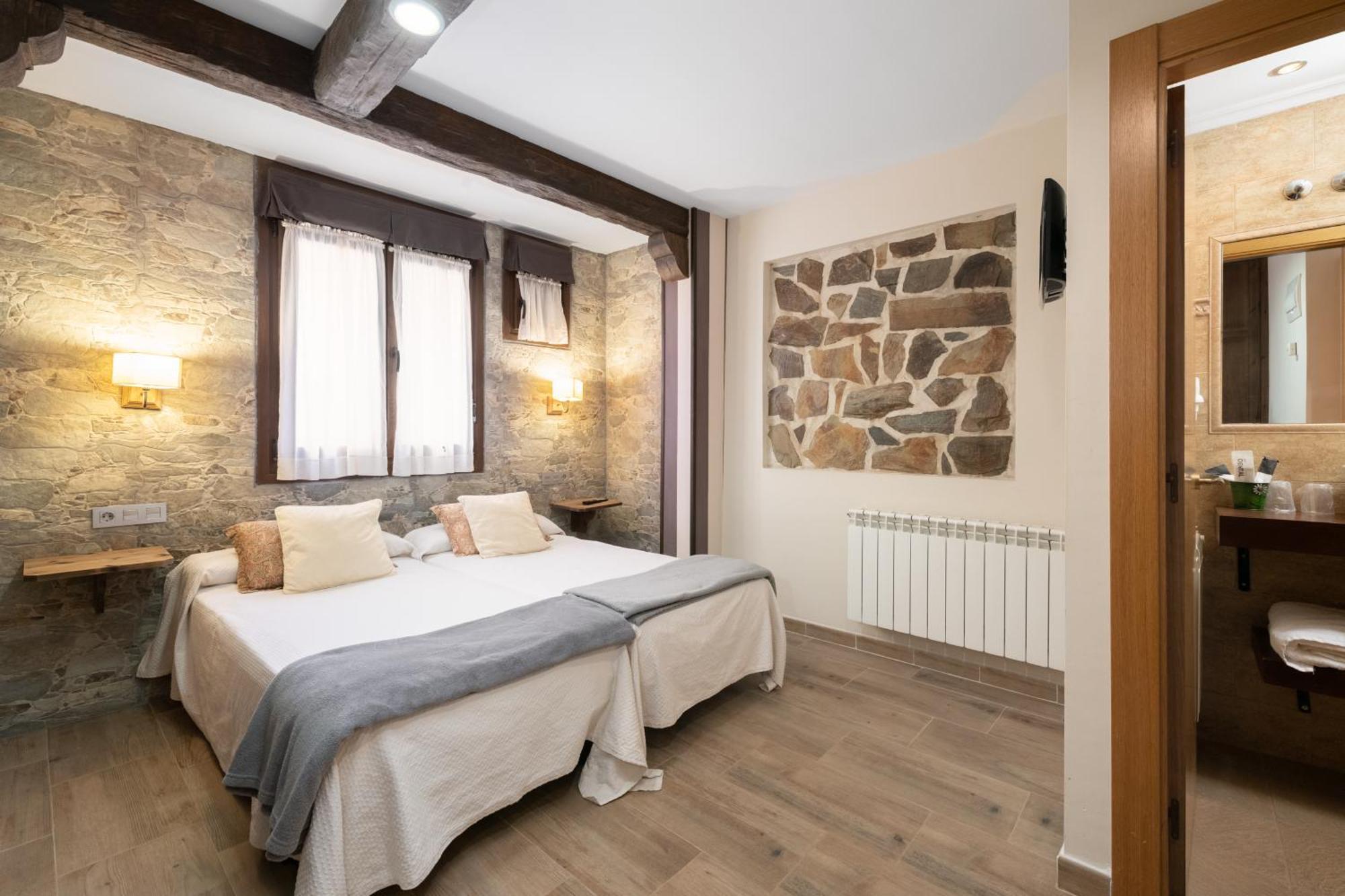 Cimavilla Rooms Gijón Buitenkant foto