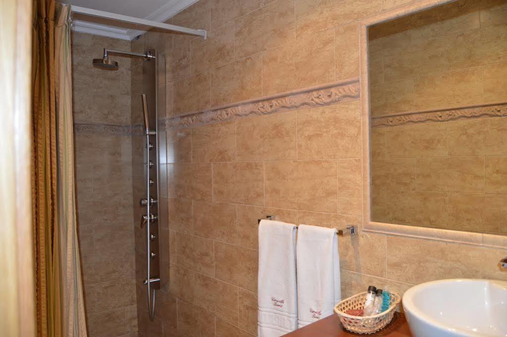 Cimavilla Rooms Gijón Buitenkant foto