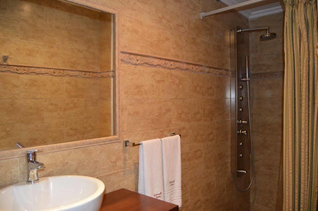 Cimavilla Rooms Gijón Buitenkant foto